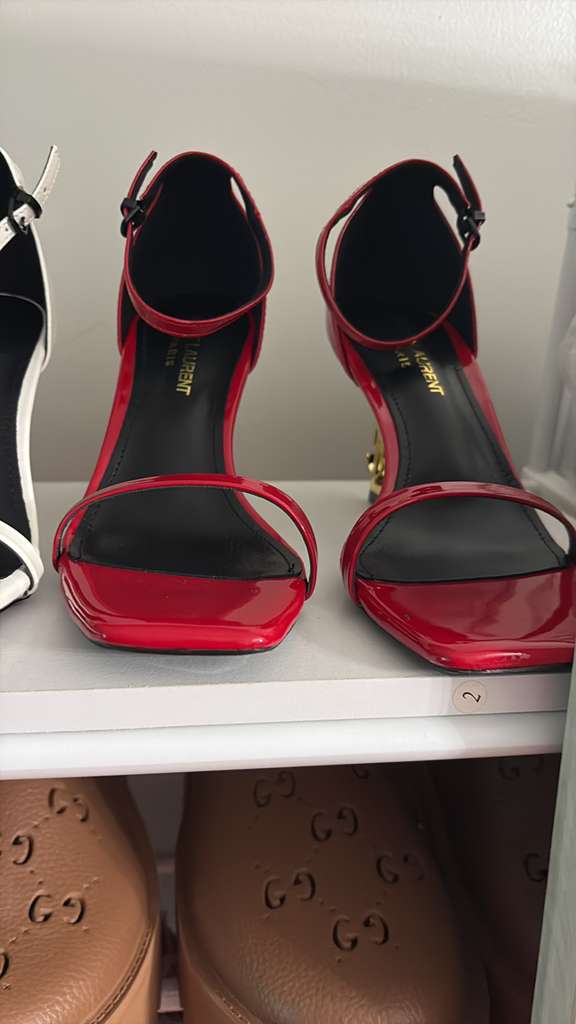 Sandalias de Tacón Rojas de Charol para Mujer